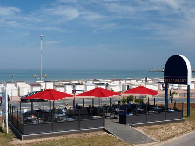 Hotel De La Plage Calais Exterior photo